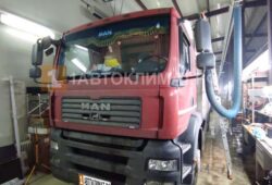 Установка в изотермический фургон грузовика марки MAN воздушного отопителя ПЛАНАР 44Д-24-GP ( 4 кВт)